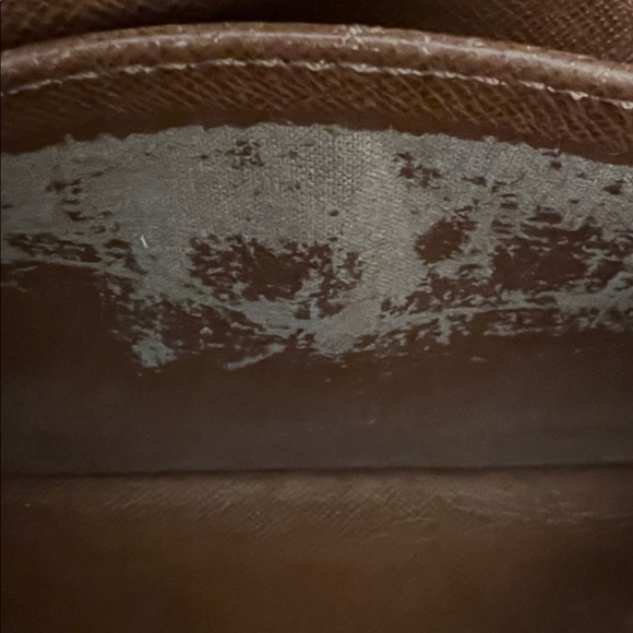 Louis Vuitton Monogram clutch Brown and Tan - Picture 16 of 17